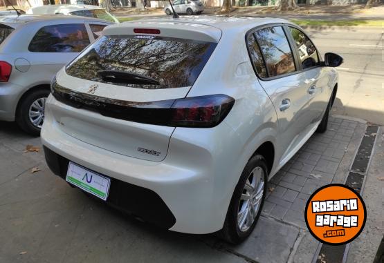 Autos - Peugeot 208 Active 2021 Nafta 31000Km - En Venta