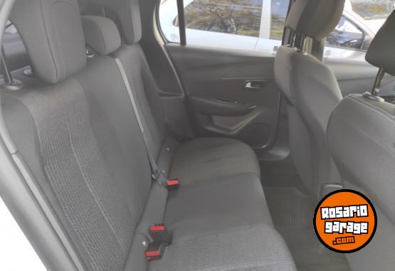 Autos - Peugeot 208 Active 2021 Nafta 31000Km - En Venta