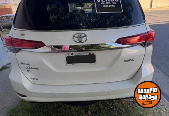 Camionetas - Toyota Sw4 SRX - 2.8 TDI 2016 Diesel 210000Km - En Venta