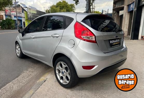Autos - Ford Fiesta Titanium 2011 Nafta 125000Km - En Venta