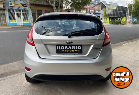 Autos - Ford Fiesta Titanium 2011 Nafta 125000Km - En Venta