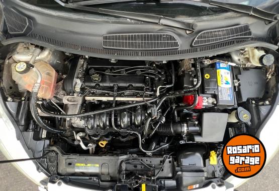 Autos - Ford Fiesta Titanium 2011 Nafta 125000Km - En Venta