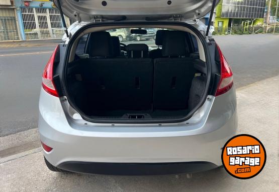 Autos - Ford Fiesta Titanium 2011 Nafta 125000Km - En Venta
