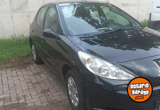 Autos - Peugeot 207 2014 Nafta 150000Km - En Venta