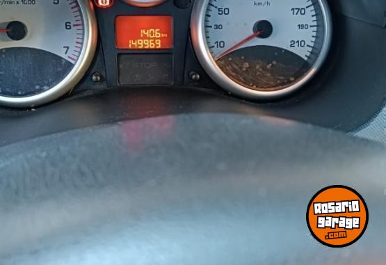 Autos - Peugeot 207 2014 Nafta 150000Km - En Venta