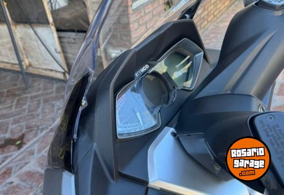 Motos - Kymco DownTown 350cc 2025 Nafta 3200Km - En Venta