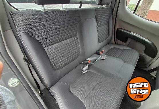 Camionetas - Mitsubishi L200 2016 Diesel 110000Km - En Venta
