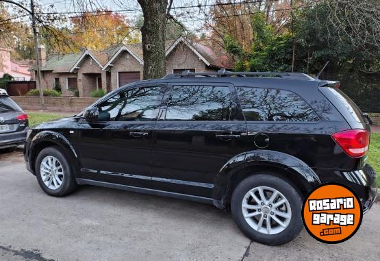Camionetas - Dodge Journey SXT 2.4 2017 Nafta 76000Km - En Venta