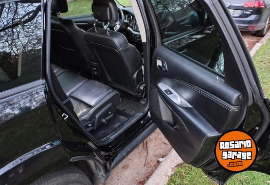 Camionetas - Dodge Journey SXT 2.4 2017 Nafta 76000Km - En Venta