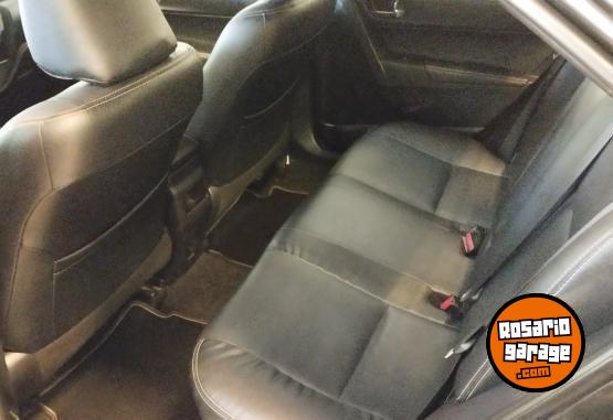 Autos - Toyota Corolla SEG 2018 Nafta 133000Km - En Venta