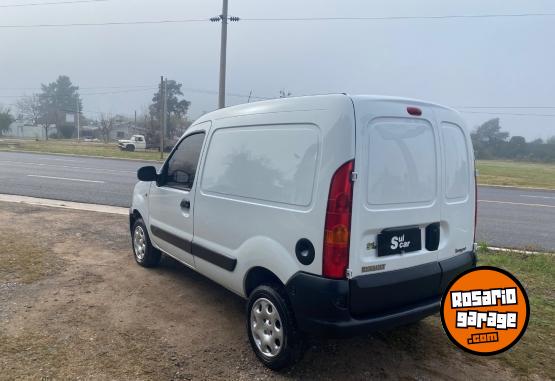 Utilitarios - Renault Kangoo || confort 1.6 2013 Nafta 205000Km - En Venta