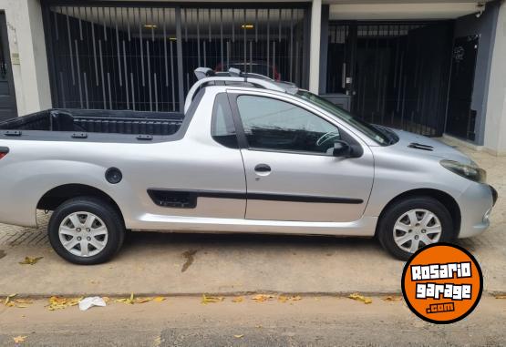 Utilitarios - Peugeot Hoggar XS 2013 Nafta 121000Km - En Venta
