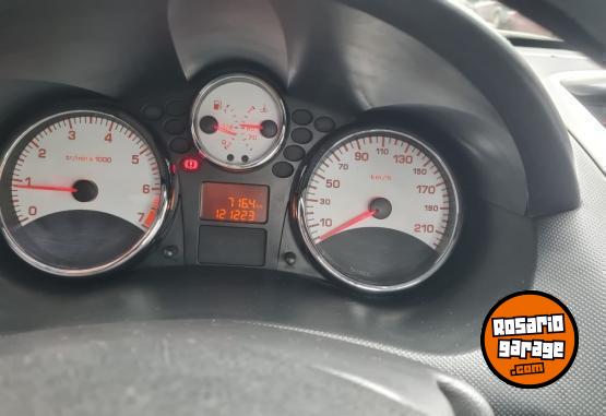 Utilitarios - Peugeot Hoggar XS 2013 Nafta 121000Km - En Venta