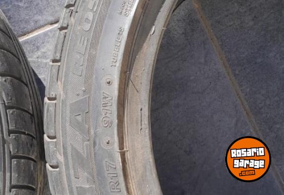 Accesorios para Autos - Llanta centro 5x120 (BMW) y cubiertas 225 45 17 - En Venta