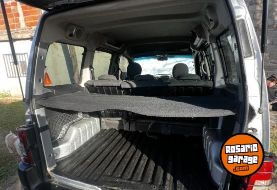 Utilitarios - Peugeot Partner Patagonica Vtc 2010 Diesel 111111Km - En Venta