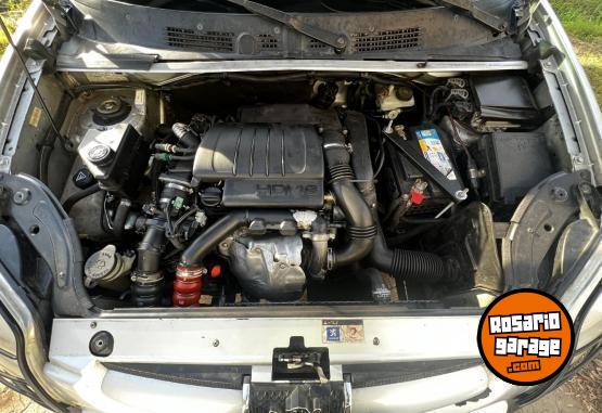 Utilitarios - Peugeot Partner Patagonica Vtc 2010 Diesel 111111Km - En Venta