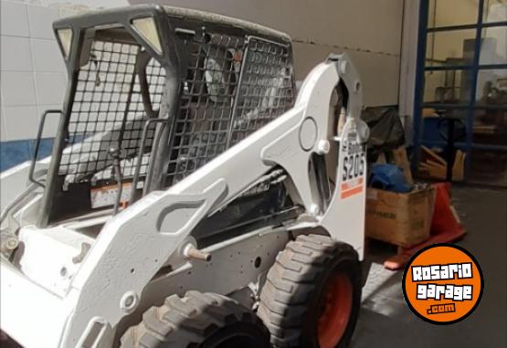 Camiones y Grúas - Mini cargadora BOBCAT S205 - En Venta