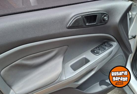 Camionetas - Ford Ecosport 2015 Nafta 91000Km - En Venta