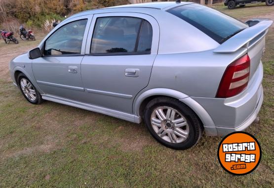 Autos - Chevrolet Astra 2.0 8V 2008 Nafta 183000Km - En Venta