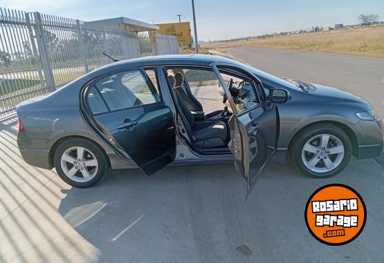 Autos - Honda CIVIC LXS 2011 Nafta 130000Km - En Venta