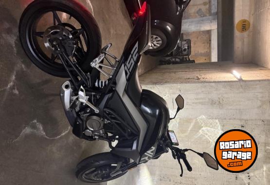 Motos - CF 250NK-R 2020 Nafta 9000Km - En Venta