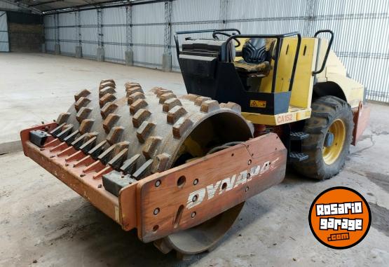 Camiones y Gr�as - compactador rodillo vibrador Dynpac CA 152 PD - En Venta