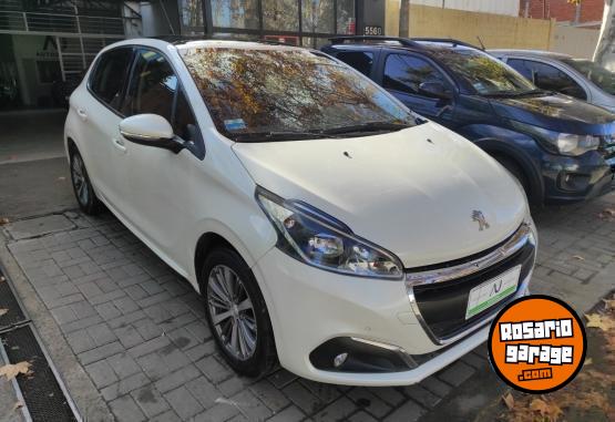 Autos - Peugeot 208 Feline 2018 Nafta 60000Km - En Venta