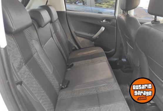 Autos - Peugeot 208 Feline 2018 Nafta 60000Km - En Venta