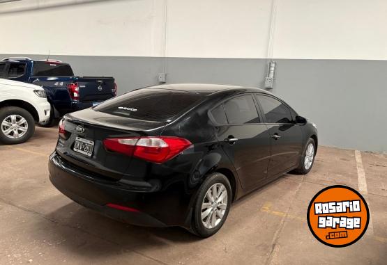 Autos - Kia Cerato Ex 1.6 2015 Nafta 140000Km - En Venta