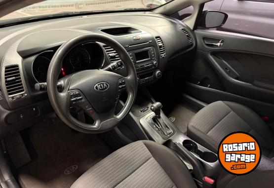 Autos - Kia Cerato Ex 1.6 2015 Nafta 140000Km - En Venta