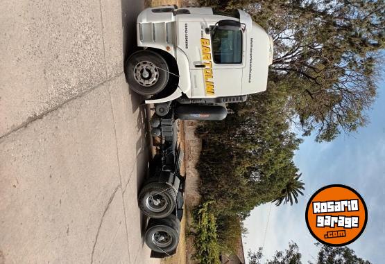 Camiones y Gras - Volkswagen 19320 - En Venta