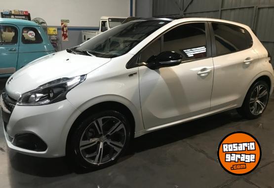 Autos - Peugeot 208 GT 2017 Nafta 38000Km - En Venta
