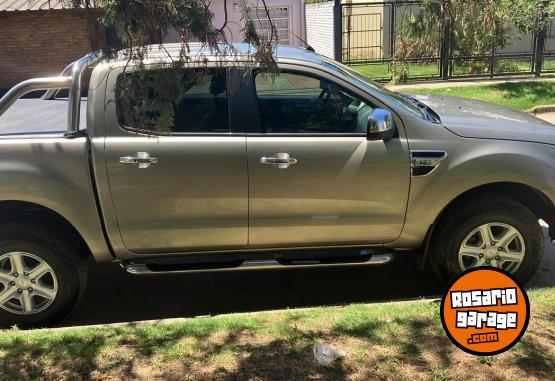 Camionetas - Ford RANGER XLT 3.2 2014 Diesel 152000Km - En Venta
