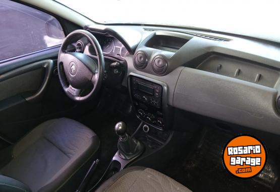 Camionetas - Renault Duster 2.0 4x4 2013 Nafta 125035Km - En Venta
