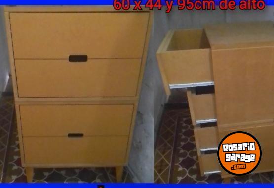 Hogar - Vendo modular,tabln,mesa de trabajo,cama hierro regulable,3 hermosos cuadros 1 repisa 1 reloj antiguo 4 sillas plsticas y varias cosas ver fotos y descripcin - En Venta