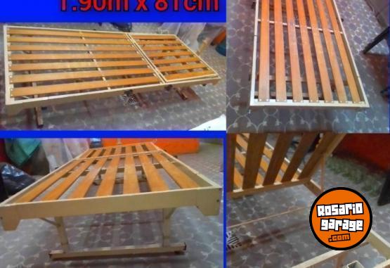 Art�culos para beb� - Vendo colch�n,sillita auto, corralito bebe, sillita para comer,cama hierro regulable,3 hermosos cuadros 1 repisa 4 sillas pl�sticas y varias cosas ver fotos y descripci�n - En Venta