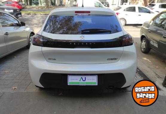 Autos - Peugeot 208 Active 2021 Nafta 31000Km - En Venta