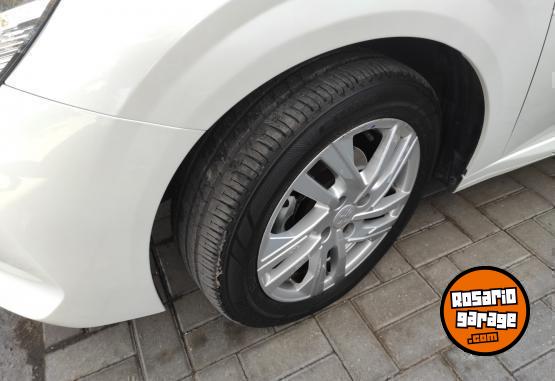 Autos - Peugeot 208 Active 2021 Nafta 31000Km - En Venta