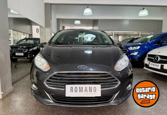Autos - Ford Fiesta KD 5P Titanium Pow 2015 Nafta 75000Km - En Venta