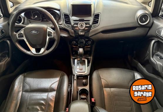 Autos - Ford Fiesta KD 5P Titanium Pow 2015 Nafta 75000Km - En Venta