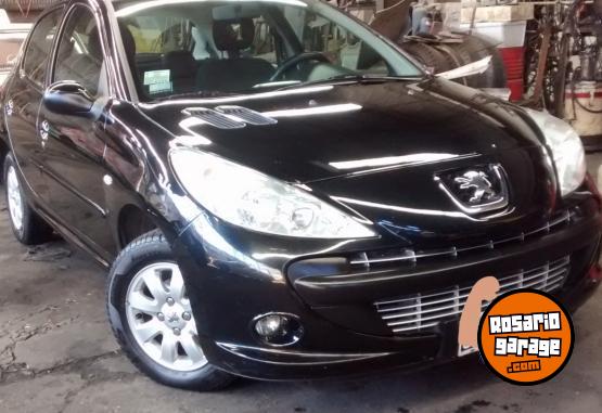 Autos - Peugeot 207 2011 Diesel 150000Km - En Venta