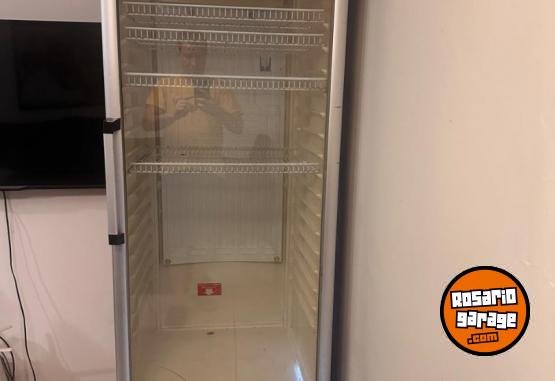 Hogar - heladera Exhibidora vertical INELRO 437 LTS - En Venta