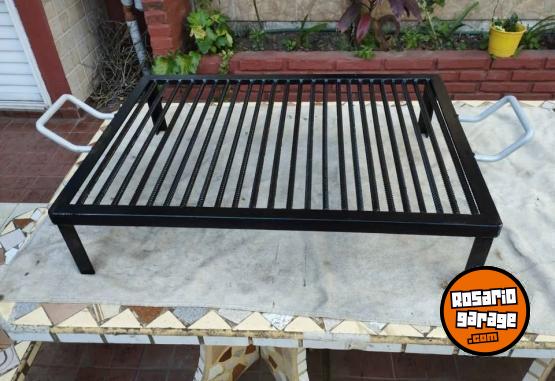 Hogar - PARRILLAS, DISCOS, PLANCHETA, DIABLITOS, CUNITAS, PALITAS Y ATIZADORES - En Venta