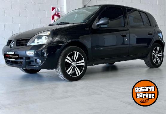 Autos - Renault Authentique pack 2 2012 Nafta 150000Km - En Venta