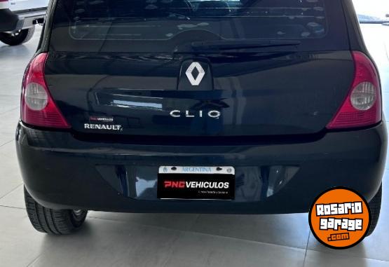 Autos - Renault Authentique pack 2 2012 Nafta 150000Km - En Venta