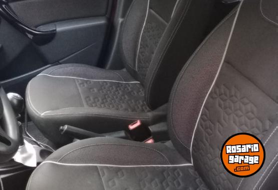 Camionetas - Renault oroch outsider plus 2020 GNC 165000Km - En Venta