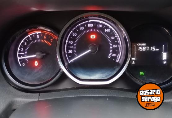 Camionetas - Renault oroch outsider plus 2020 GNC 165000Km - En Venta