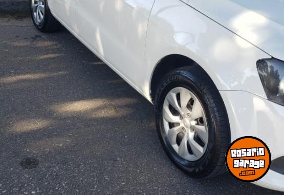 Autos - Volkswagen Gol trend 2016 GNC 127000Km - En Venta