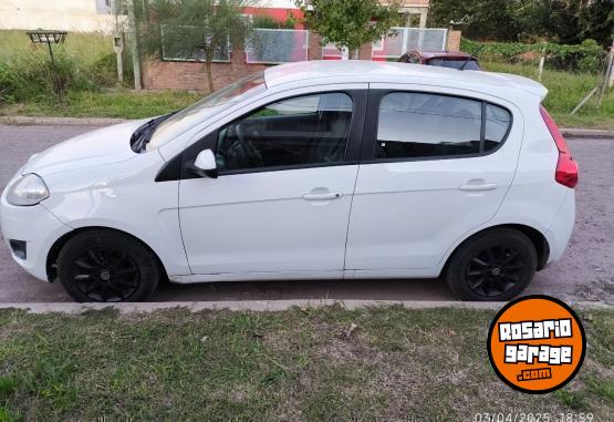 Autos - Fiat Palio Atracttive 1.4 2015 Nafta 127000Km - En Venta