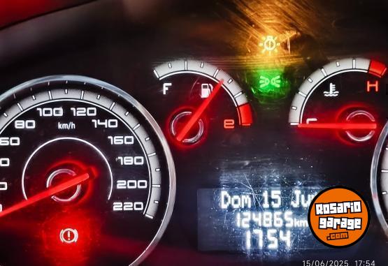 Autos - Fiat Palio Atracttive 1.4 2015 Nafta 127000Km - En Venta